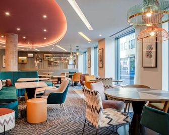 Hampton By Hilton Bath City - באת' - מסעדה