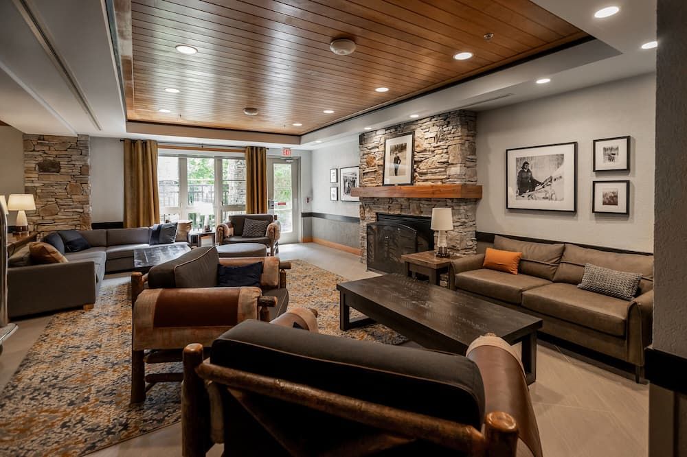 Blue Mountain Resort Village Suites - The Blue Mountains - Salon