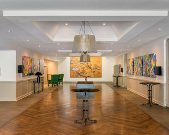 Lord Charles Hotel - Somerset West - Front desk