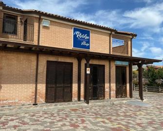 Riviera Village Family Hotel - Butera - Building