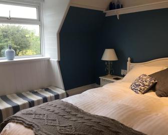 Higher Trenear Farm B&B - Helston - Schlafzimmer