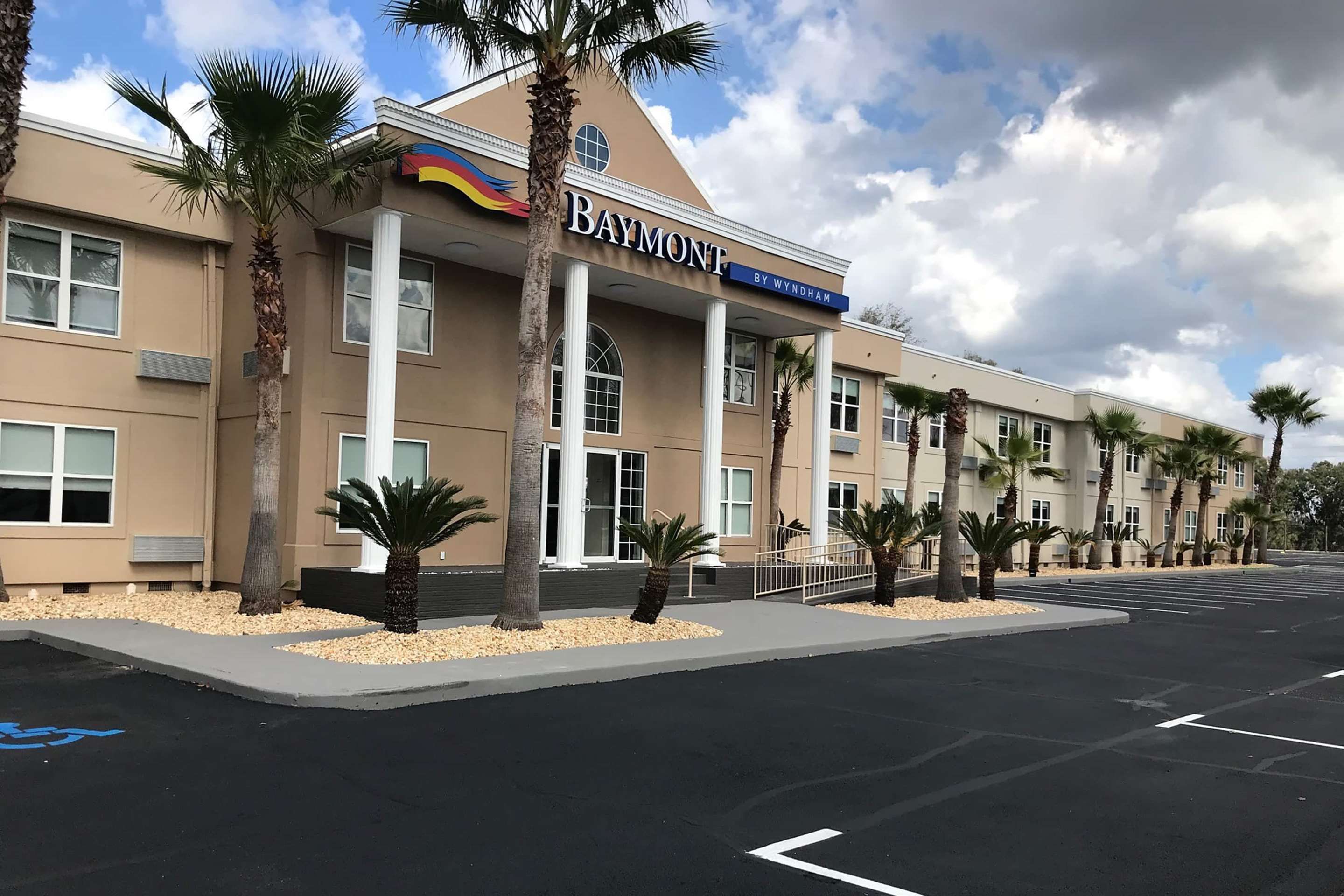 Baymont by Wyndham Lake Park Valdosta I75 - Lake Park - Budova