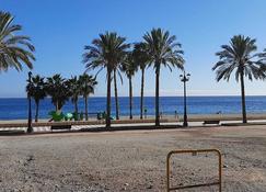 Habitación Avileña Tropical en Aguadulce - Almería - Strand