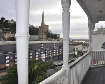 Hotel Peppers - Torquay - Balcon