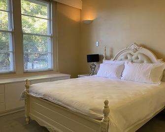 The Captain's Manor - Great location! - Corowa - Bedroom