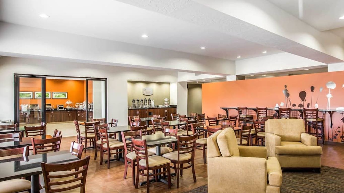 Sleep Inn & Suites Page At Lake Powell