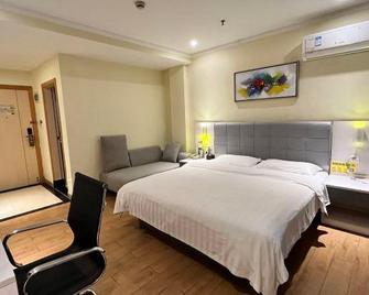 Loft Inn Shaoguan Xihe Passenger Terminal Branch - Shaoguan - Slaapkamer