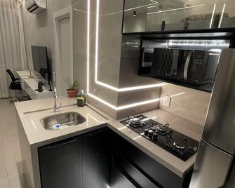 Studio Zona Sul Laranjeiras Rj - Rio de Janeiro - Kitchen