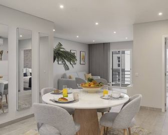 Barreiros III By An Island Apart - Funchal - Eetruimte