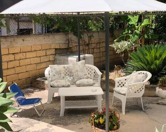 B&B Scala Dei Turchi Beach - Realmonte - Pátio