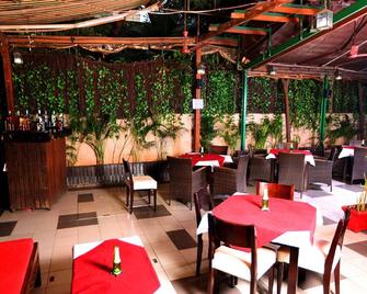 Hotel Orritel West - Bombay - Restaurante