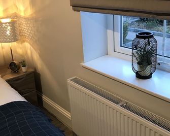 Flat 1 Helena House 1-Bed Sleeps 2 Garden - Reading - Room amenity