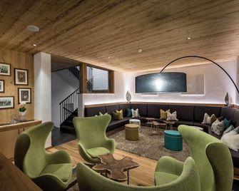 Hotel La Fradora - Dolomites Hotel - San Cassiano/St. Kassian - Lounge
