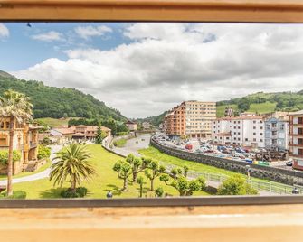 Hotel Santa Cruz - Cangas de Onís - Balkong