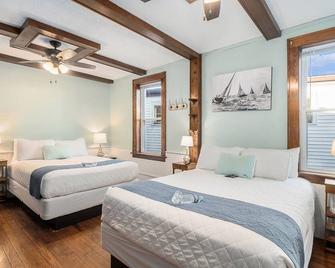 Historic Hotel Nichols - South Haven - Bedroom