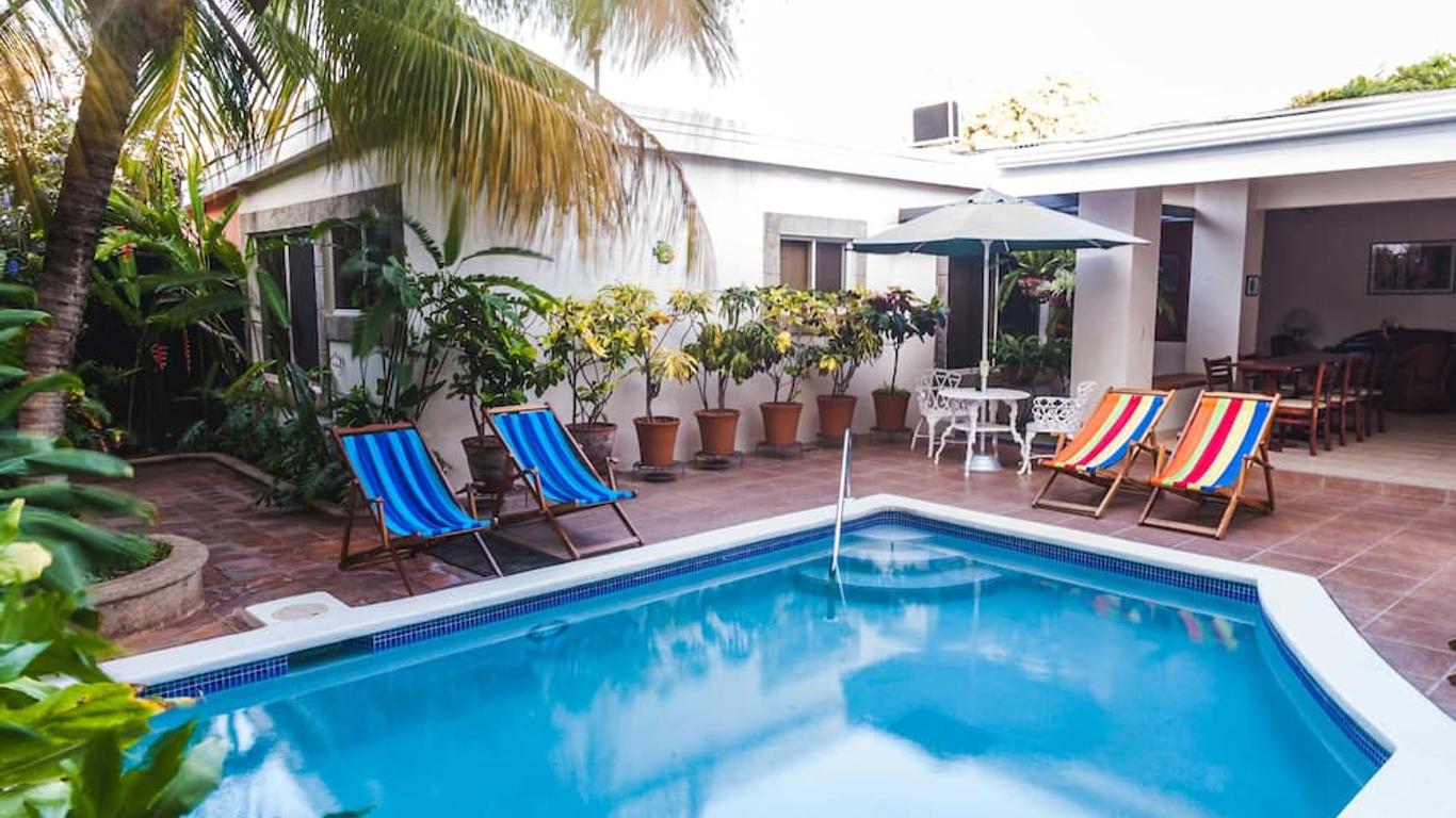Hotel El Almendro