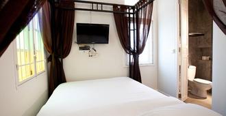 99 Oldtown Boutique Guesthouse (SHA Plus+) - Thị trấn Phuket - Phòng ngủ