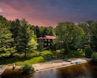 Fairy Bay Lakehouse - Huntsville - Extérieur