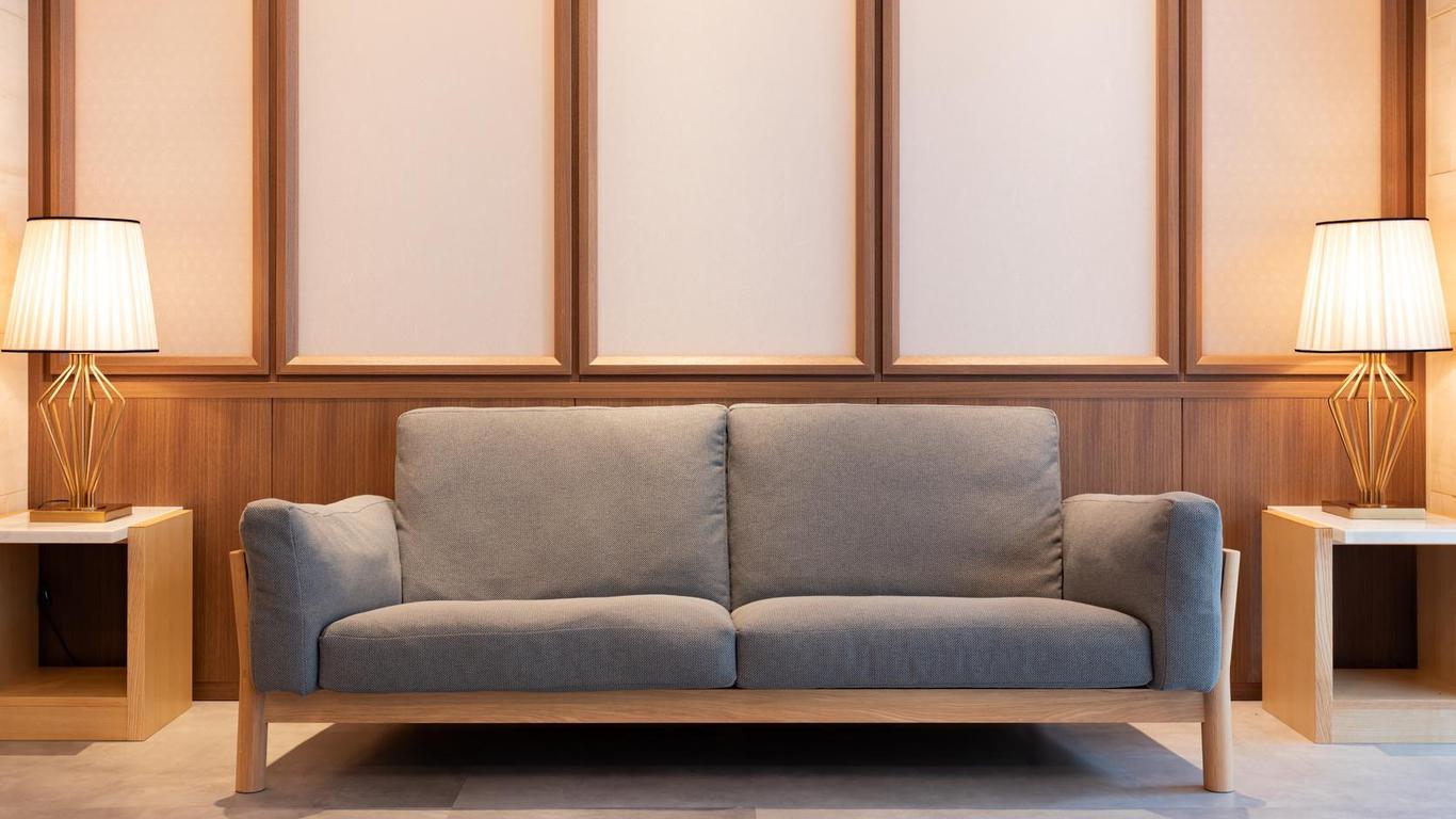 Far East Village Hotel Osaka, Honmachi