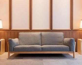 Far East Village Hotel Osaka, Honmachi - Osaka - Lobby