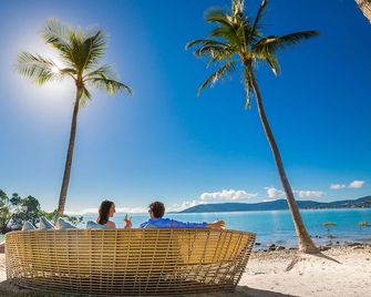 Freedom Shores - Airlie Beach