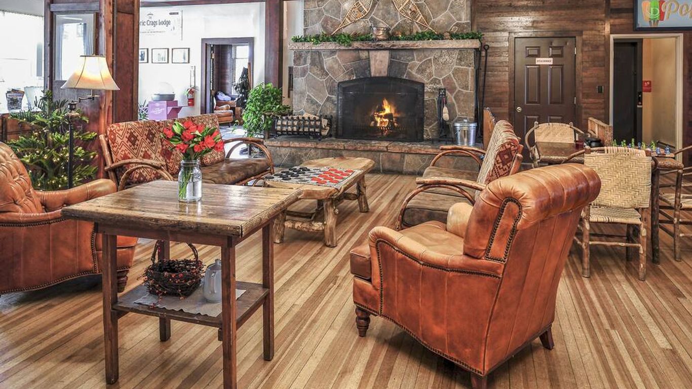 The Historic Crags Lodge