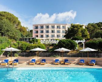 Hôtel du Parc - Cavalaire-sur-Mer - Pool