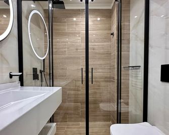 Artdeco Luxury Suites - Argoulides - Bad