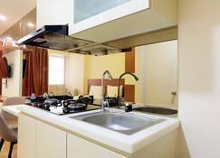 Highest Value Studio Apartment at Parkland Avenue - Serpong - Kitchen