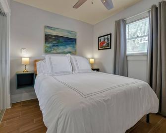 Cozy 1-bedroom condo in charming Lake Eola Heights, near downtown Orlando - Orlando - Habitació