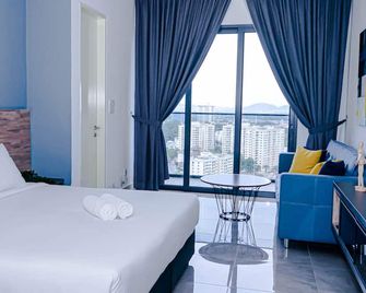 Imperio Residence Seafront by Perfect Host - Malaca - Quarto