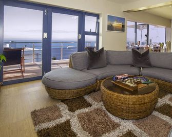 Magellans Hotel - Simon's Town - Vardagsrum