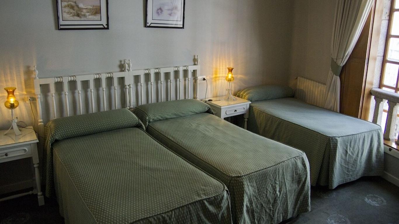 Hotel Tres Carabelas