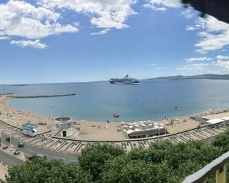Hôtel Le Beau Séjour - Saint-Raphaël