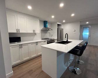 Chalet ski-in / ski-out Sutton - Sutton - Cuisine