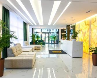 N Hotel By Noshi - Tirana - Lobby