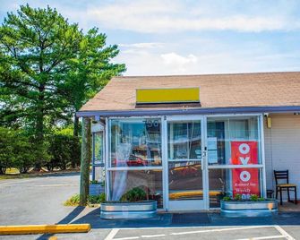 Kernersville Nc|king Bed - Kernersville - Edificio