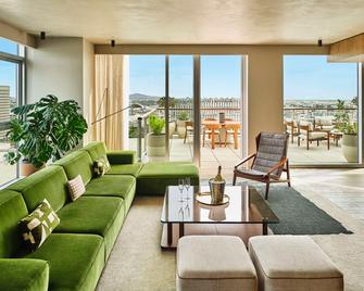 Conrad Los Angeles - Los Angeles - Living room