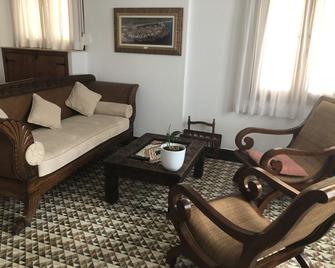 Hostal Aranda - Peñíscola - Sala de estar