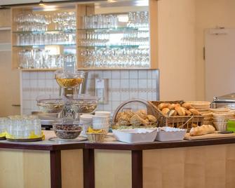 Hotel Montana Limburg - Limburgo del Lahn - Buffet