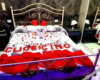 Hotel Napoleon-Cuore - Qualiano - Ložnice