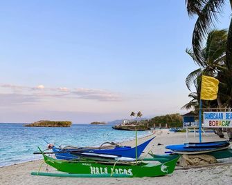 Feliness Resort - Boracay