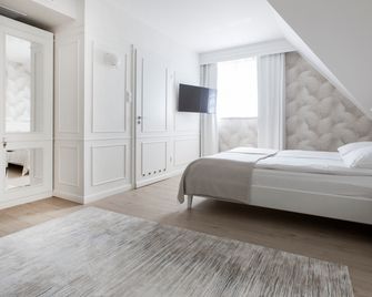 鮑爾蒂克別墅酒店 - 索波特 - 索波特