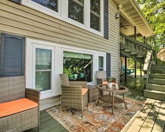 Mountain Home w/ Fire Pit & Norfork Lake Views! - Mountain Home - Terasa