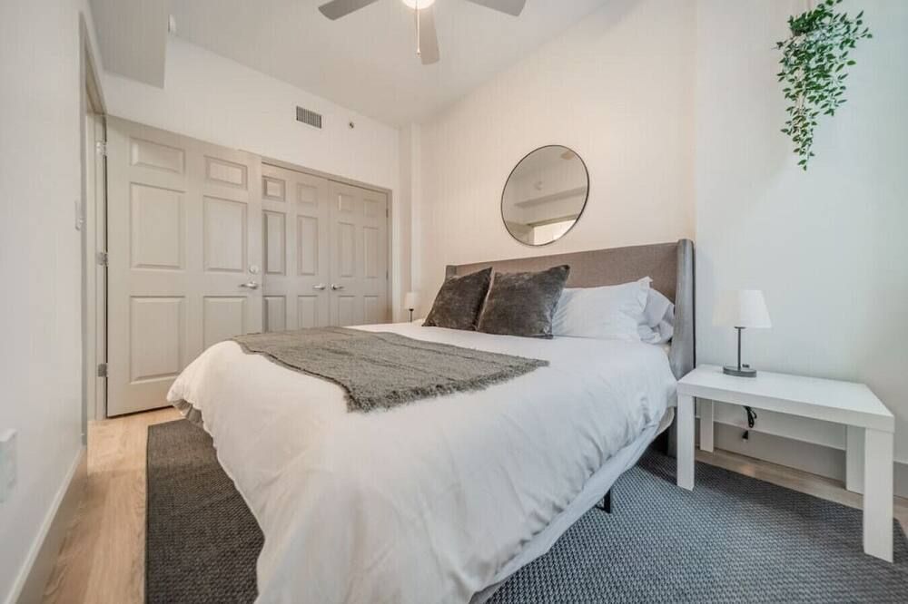 4BR Modern Apt Central Location near Spectrum Std - تشارلوت (نورث كارولينا) - غرفة نوم