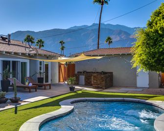 Boho Rhapsody - Palm Springs - Zwembad