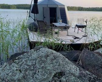 Suite with Lake View for 2 Guests Peace & Quiet Hotel in Jokkmokk Sweden - Jokkmokk - Patio