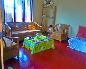 The Residence Nilaveli - Trincomalee - Wohnzimmer