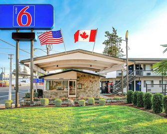 Motel 6-Salem, Or - Expo Center - Salem - Edificio
