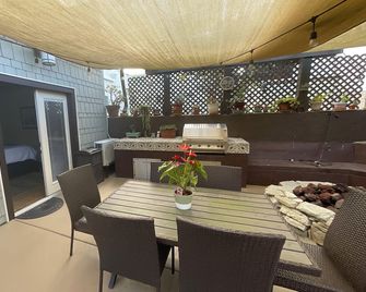 Cozy Cottage in the Heart of San Diego, close to Airport, Liberty Station - San Diego